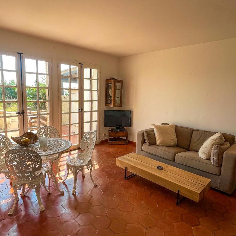 Port Grimaud - Superbe Studio 40 M2 - Accès plage - Monolocale con Vista Mare - 8