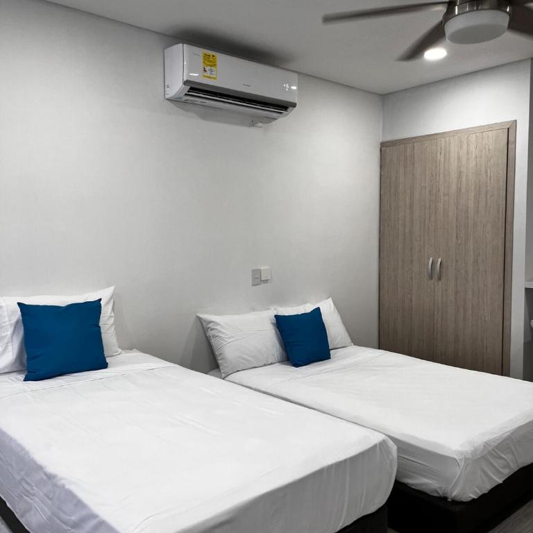 Apt luxury wifi AC pool at Cartagena - One-Bedroom Apartment - 16