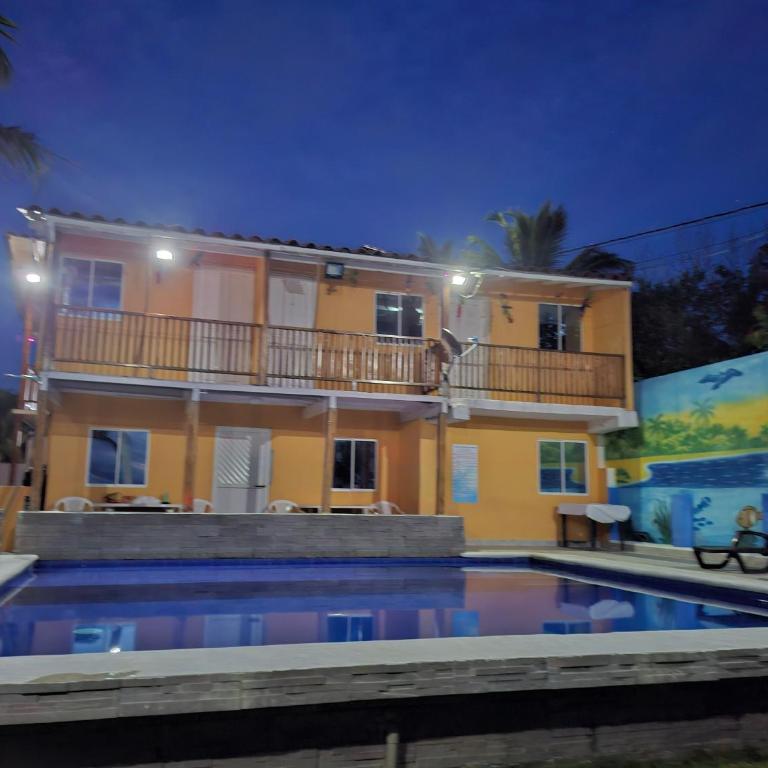 Cabaña frente al mar en moñitos, córdoba - Four-Bedroom House - 7