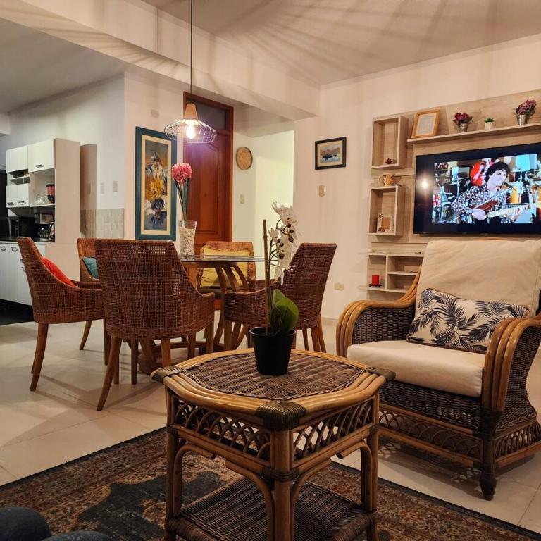 Longevid Apartment, Huanchaco An apartment with an ocean view - Two-Bedroom Apartment - 3