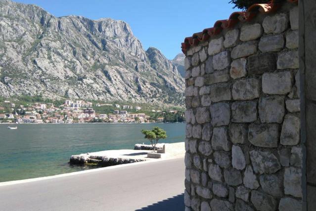 Mediterranean Holiday House & Apartments - Villa - Beach Front - 59