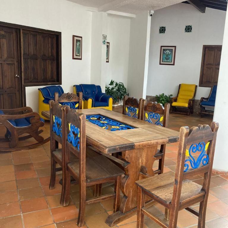 Hotel Villa Lucila - Habitación Triple - 10