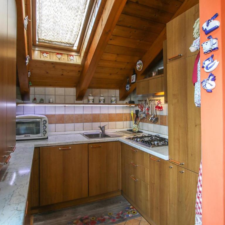 Awesome Apartment In Borgo Valsugana With Wifi - Appartement 2 Chambres - 2