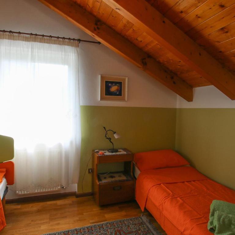 Awesome Apartment In Borgo Valsugana With Wifi - Appartement 2 Chambres - 4