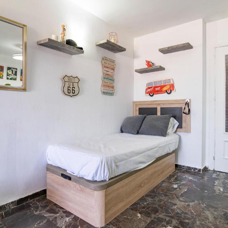 Gorgeous Apartment In Fuengirola - Apartamento de 1 dormitorio - 6