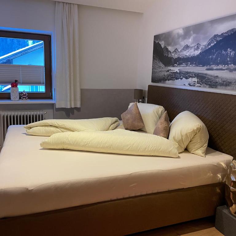 Appartements Rieser - im Herzen von Mayrhofen - sonniger Balkon - 3 Schlafzimmer - Apartment mit 3 Schlafzimmern - 75