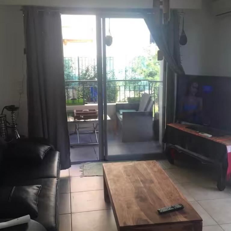 Magnifique studio avec terrasse et jardin - Appartement 2 Chambres - 15