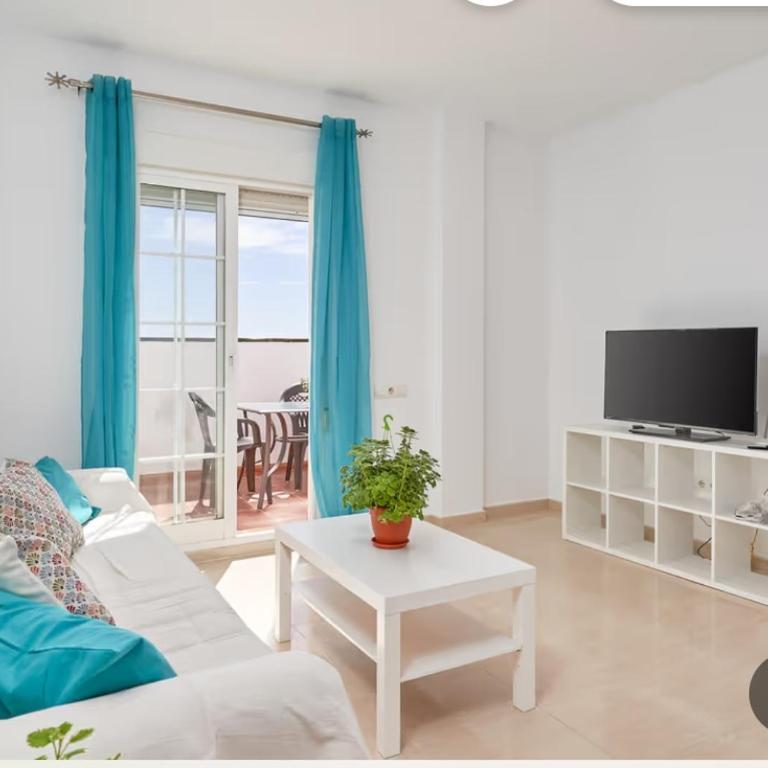 Ático Hogar de Tara - Apartamento de 2 dormitorios con terraza y vistas al mar - 1