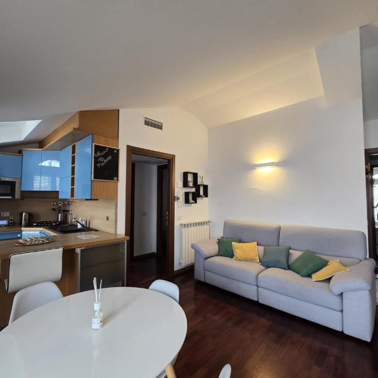 Urban Attic Isola District - Appartamento con 2 Camere da Letto - 5