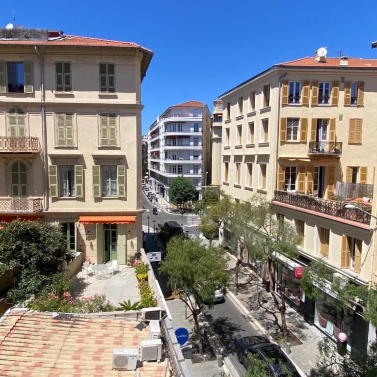 1 bedroom flat in the best street Nice - Appartement 1 Chambre - 1