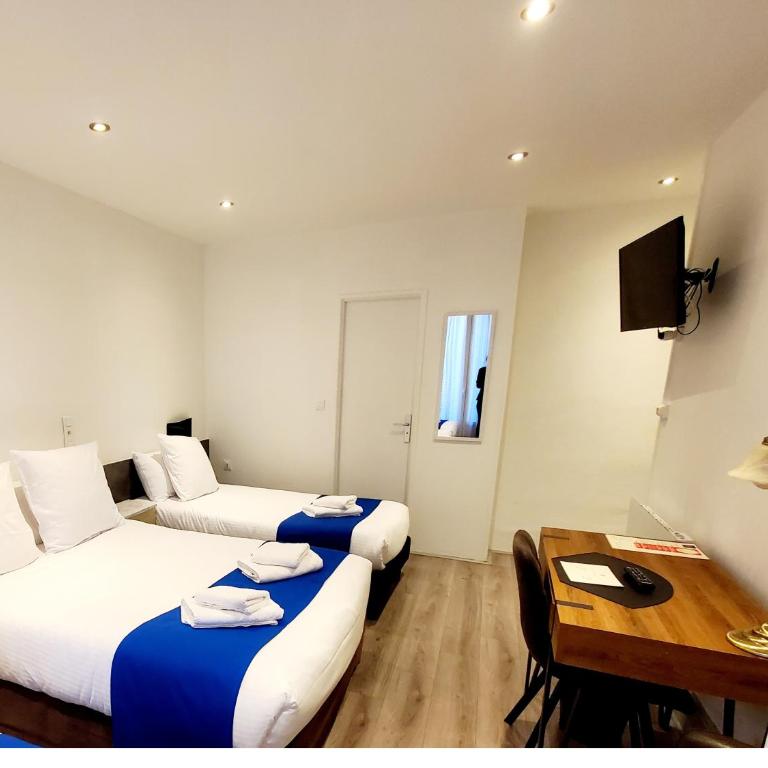 Logis Hôtel Belle Etoile Vichy - Chambre Double Deluxe (2 Adultes + 1 Enfant) - 1