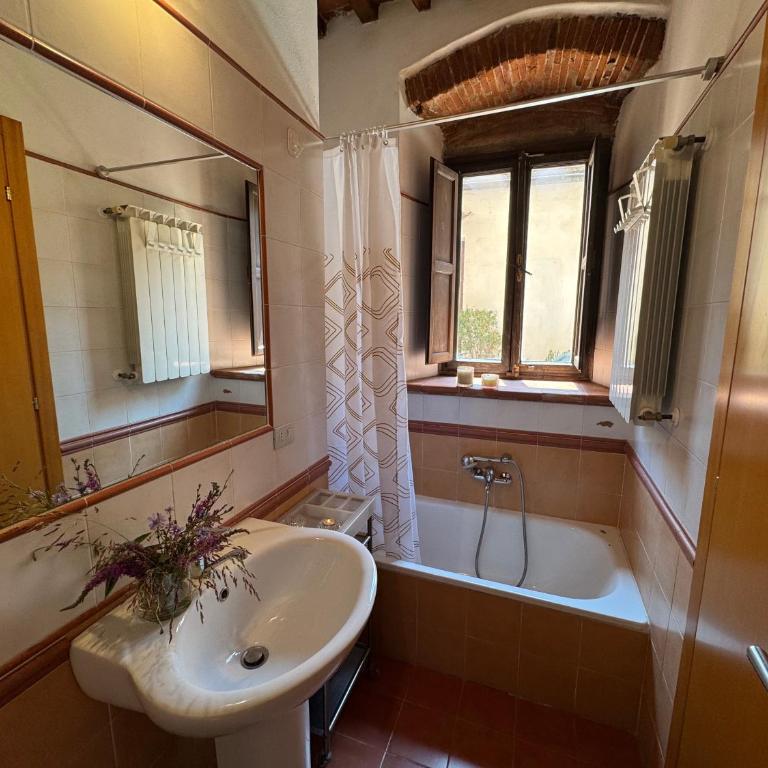Casina Bella Di Lucca - Appartamento - 12
