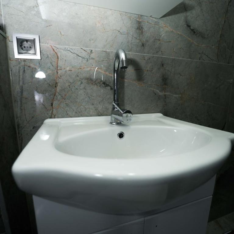 Apartmani M&DŽ Bihać - Two-Bedroom Apartment - 15