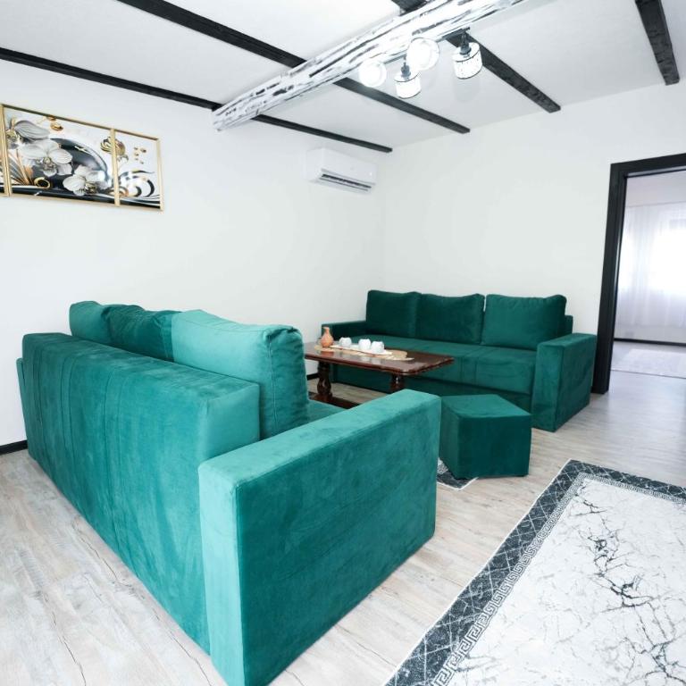 Apartmani M&DŽ Bihać - Three-Bedroom Deluxe Apartment - 25