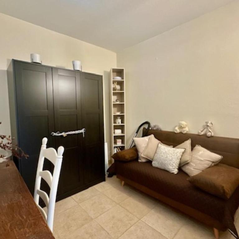 Renovated apartment with balcony - Appartamento - 8