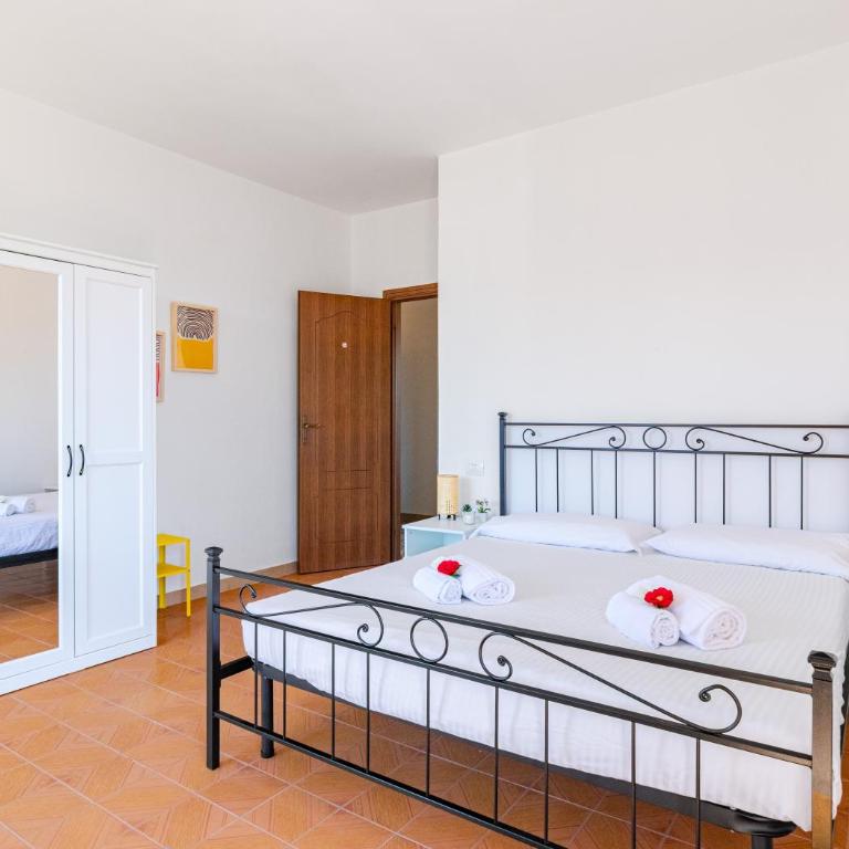 lnd 15- Attico 2 camere balcone parcheggi gratis ascensore - Appartamento con 1 Camera da Letto - 19