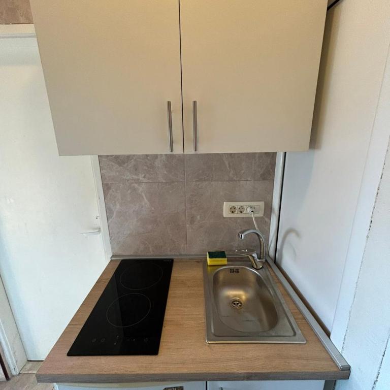 Nikolina Apartments Herceg Novi - Comfort Studio Apartment - 9