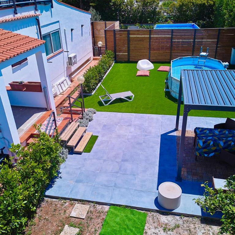 Villa Emma - Three-Bedroom House - 10