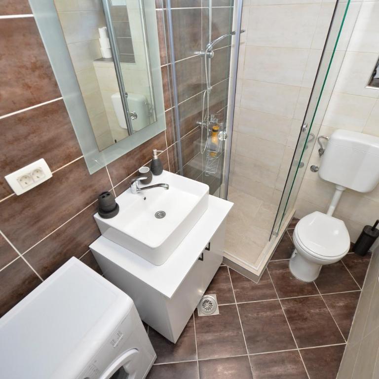 Kuzman Apartments - Apartment - Ground Floor - 12