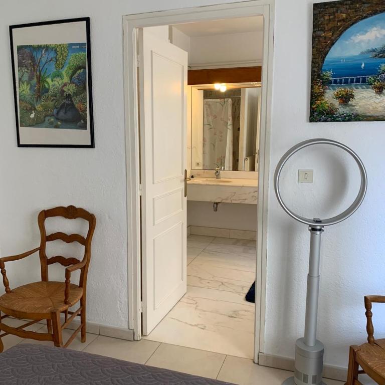 110m2 les pieds dans l'eau terrasse front de mer - Appartement 3 Chambres - Vue sur Mer - 9