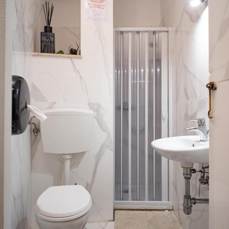 Miranda Pisa - Double Room - 11