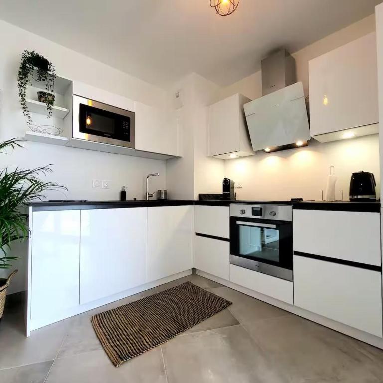 Le Marend 2 - Magnifique T3 avec Terrasse et Parking - Two-Bedroom Apartment - 5