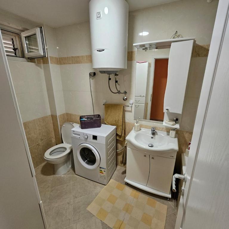 Apartment Loâso Comfy Two BDR Sixty meters to the sea - Two-Bedroom Apartment with Garden View - 25