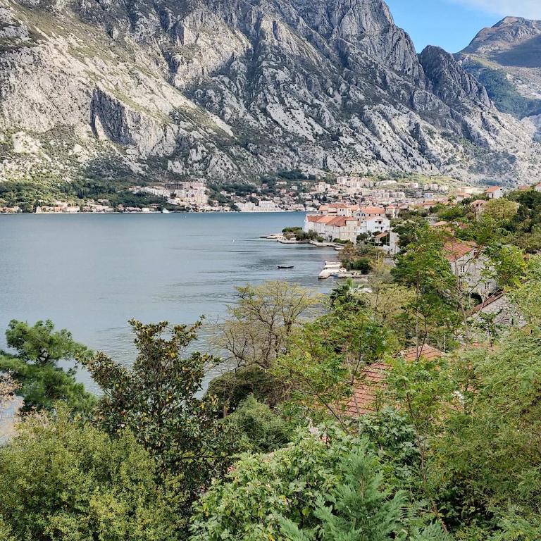 Apartment Loâso Comfy Two BDR Sixty meters to the sea - Two-Bedroom Apartment with Garden View - 28