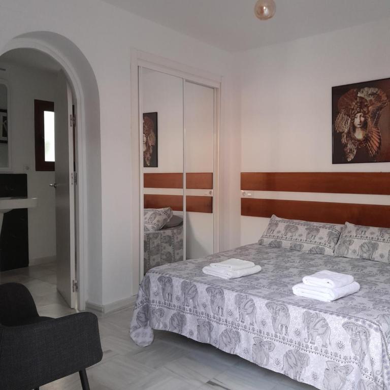LA OLA Tarifa - Habitación Doble con baño privado - 6