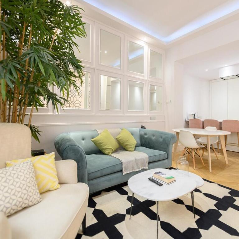 Luxury apartment in the center of Madrid REI251 - One-Bedroom Apartment - 24