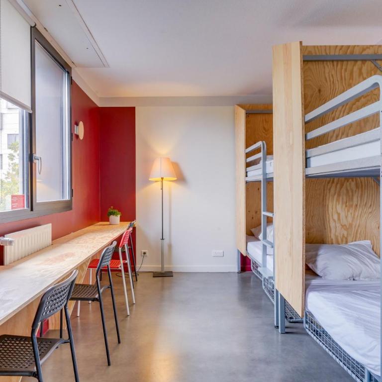 Auberge de Jeunesse Barbey - Youth Hostel Bordeaux - Lit dans Dortoir pour Hommes de 4 Lits - 1