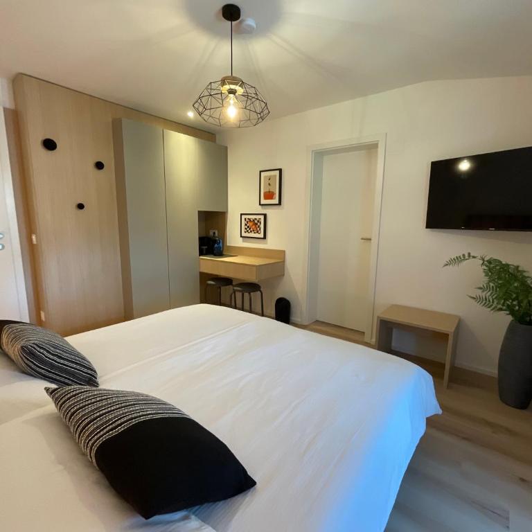 Seaways Apartments - ruhige Lage - Natur & Erholung auf 6500m2 Garten - Doppelzimmer mit eigenem Bad - 11