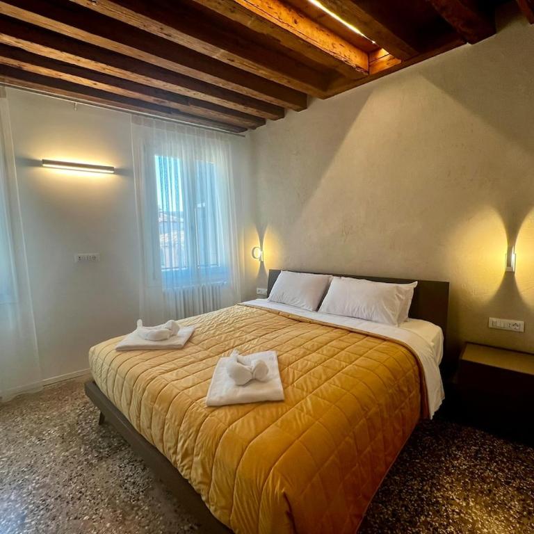 San Matteo Rialto Terrace Apt - Two-Bedroom Apartment - 41