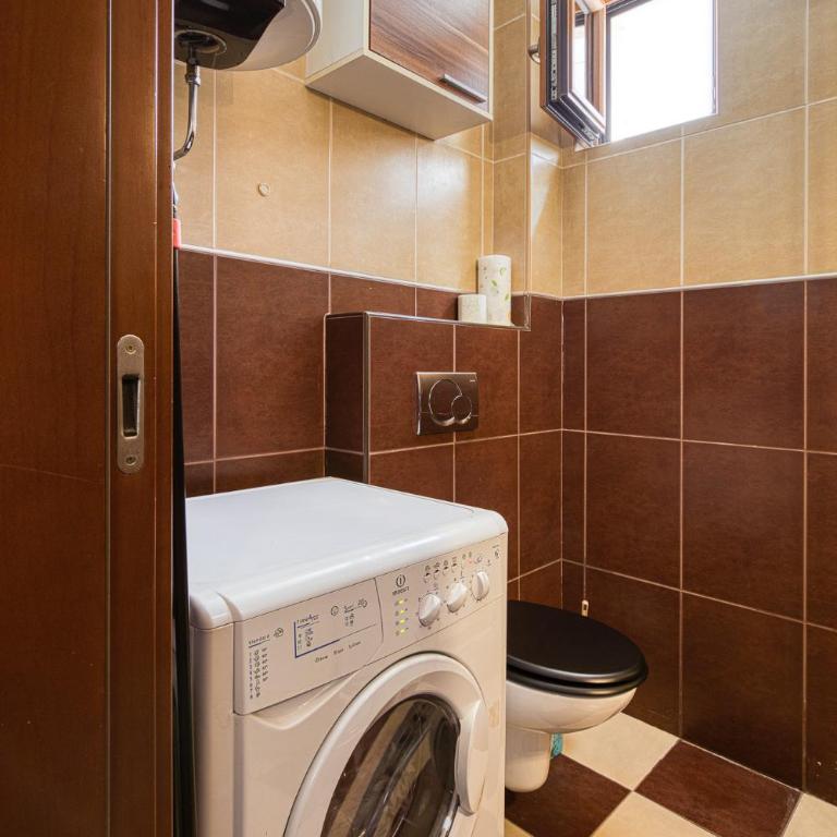 Cihan Apartment - Two-Bedroom Apartment - 11