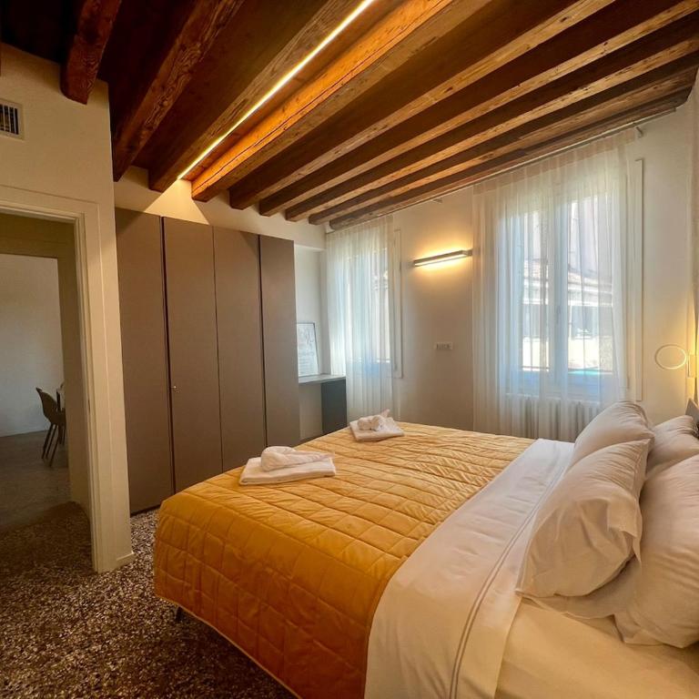 San Matteo Rialto Terrace Apt - Two-Bedroom Apartment - 86