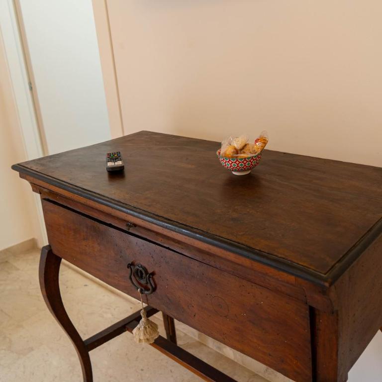 Domus Lavica by Sicily in Home - Double Room with Private Bathroom - 9
