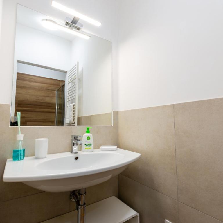 Love Hut - Appartamento con 1 Camera da Letto - 11