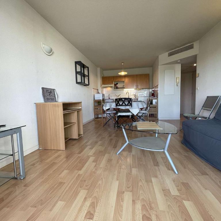 Appt 2 pièces - LA ROCHELLE - LR050-B01 - Appartement 1 Chambre - 10