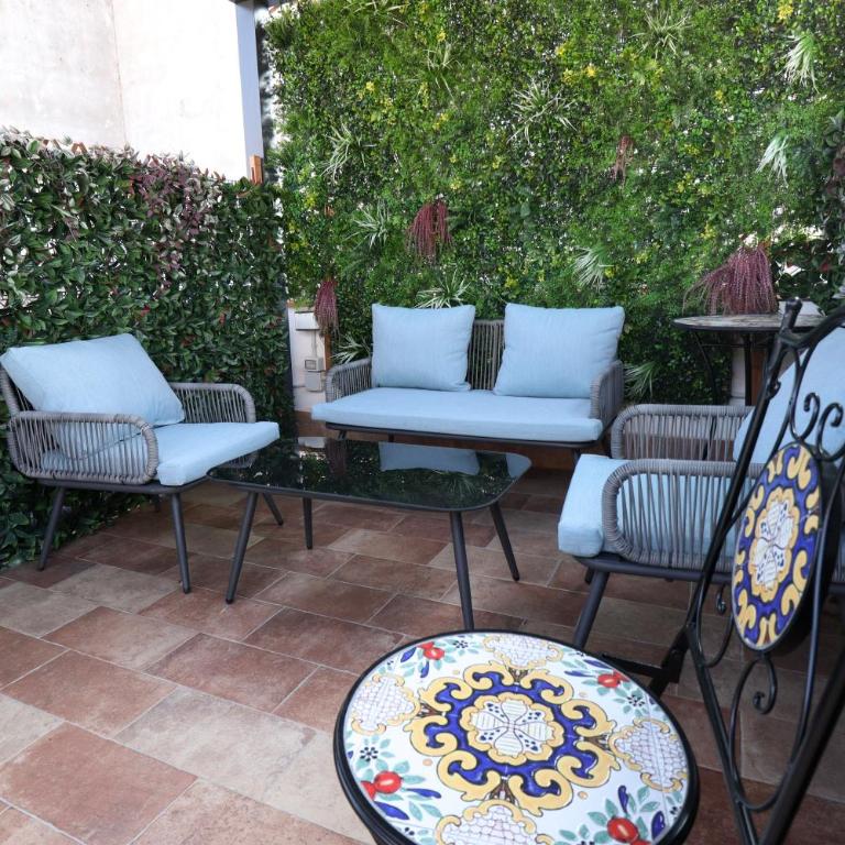 Appartamenti centro città Downtown Aitne - One-Bedroom House - 12
