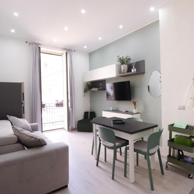 Appartamenti centro città Downtown Aitne - Two-Bedroom House - 1