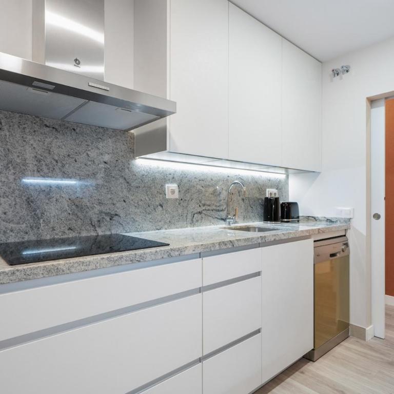 Exclusive apartment in San Bernardo by Cómodo Madrid - Apartamento de 3 dormitorios - 15