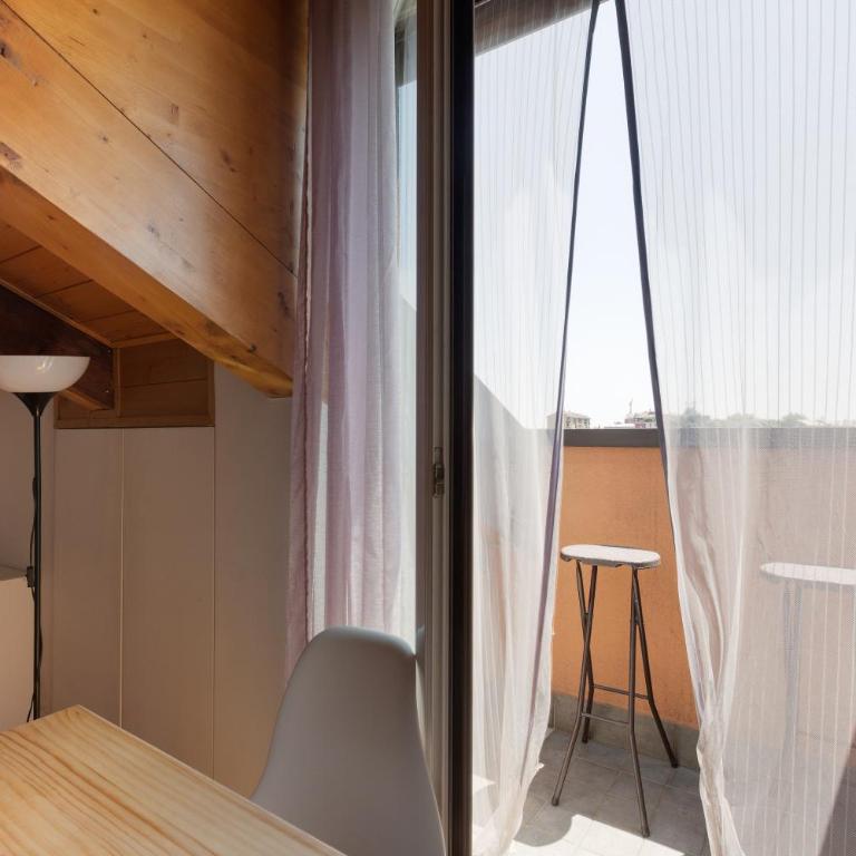 GuestHost- Milano Lambrate Cosy Balcony Apartment - Appartamento con 1 Camera da Letto - 4