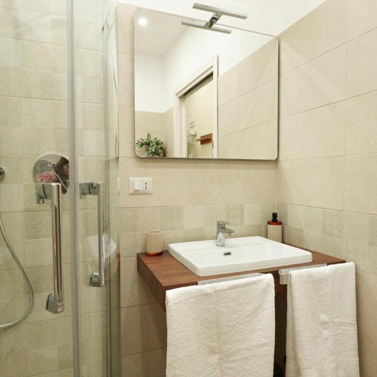 Appartamenti centro città Downtown Aitne - One-Bedroom House - 16