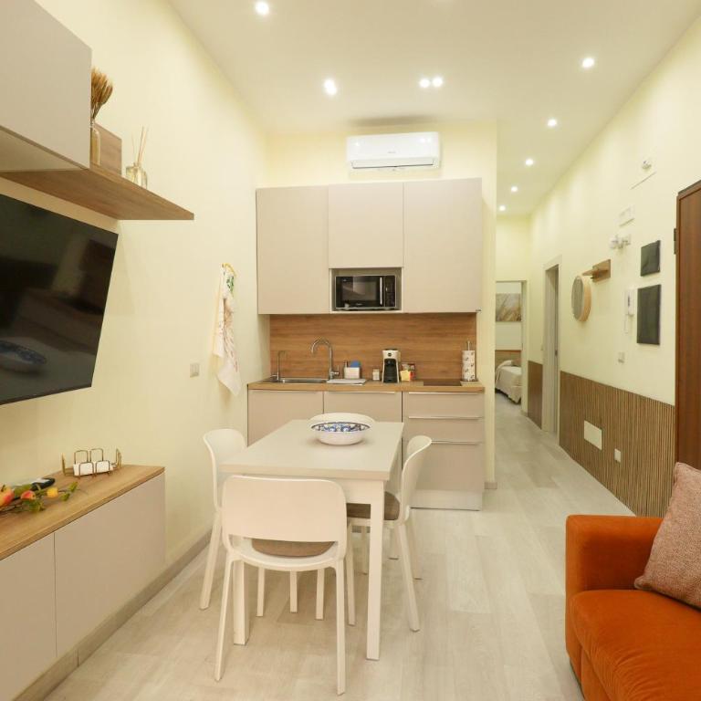 Appartamenti centro città Downtown Aitne - One-Bedroom House - 22