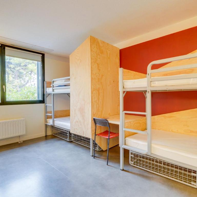 Auberge de Jeunesse Barbey - Youth Hostel Bordeaux - Lit dans Dortoir 6 Lits - 2