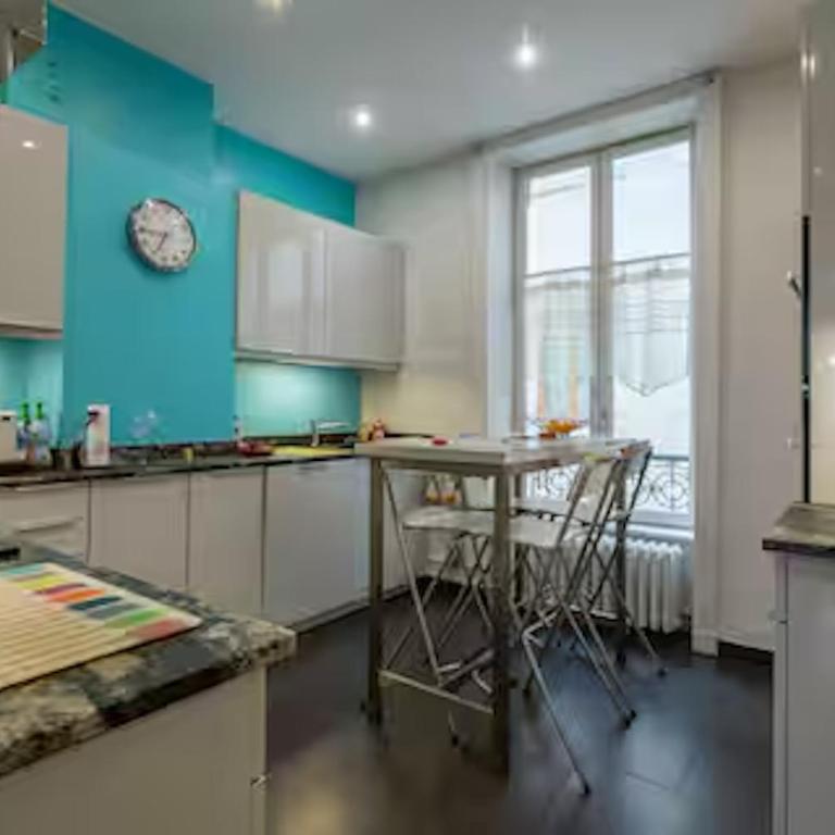 Superbe 3 Pièces 100m2 Lyon 6 Triangle d'Or - Deluxe Apartment mit 2 Schlafzimmern - 15