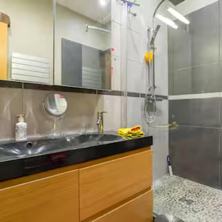 Superbe 3 Pièces 100m2 Lyon 6 Triangle d'Or - Deluxe Apartment mit 2 Schlafzimmern - 22