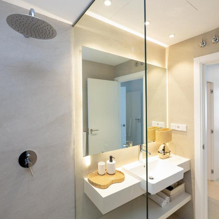 Zacatin Heritage Logde - Two-Bedroom Deluxe Apartment - 36