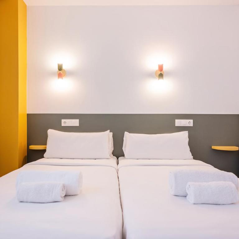 Sweett - Casa Bailen - Two-Bedroom Apartment - 11