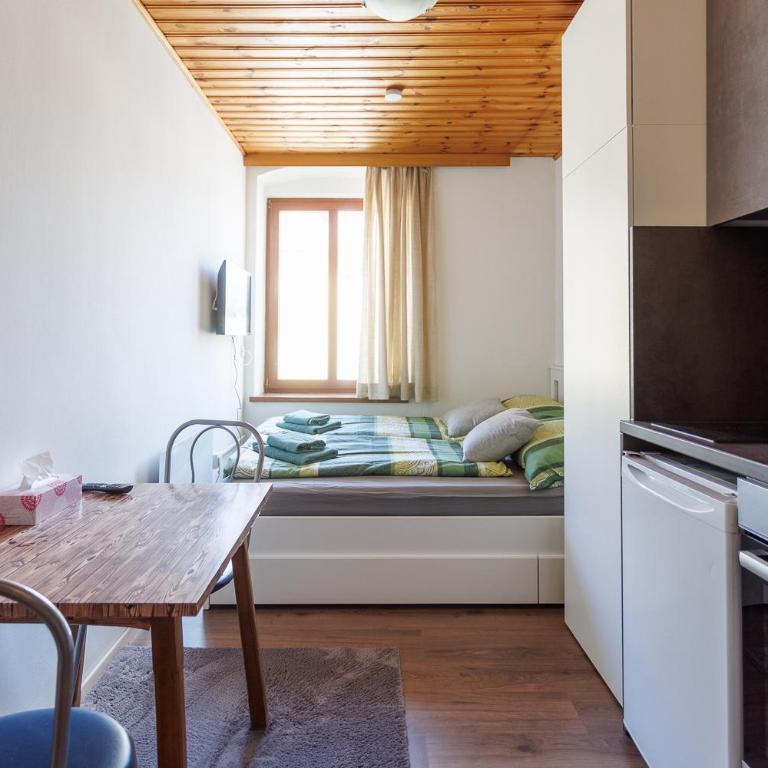 MiniZell - Small Cosy Central - Studio Apartment - 2